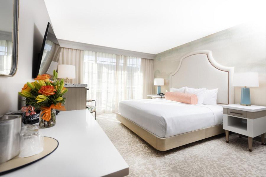 Ocean Club Hotel