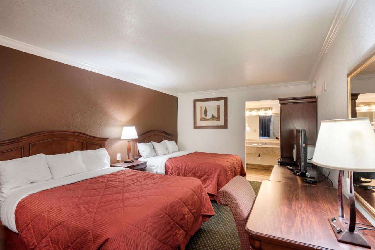 | 1st Interstate Inn