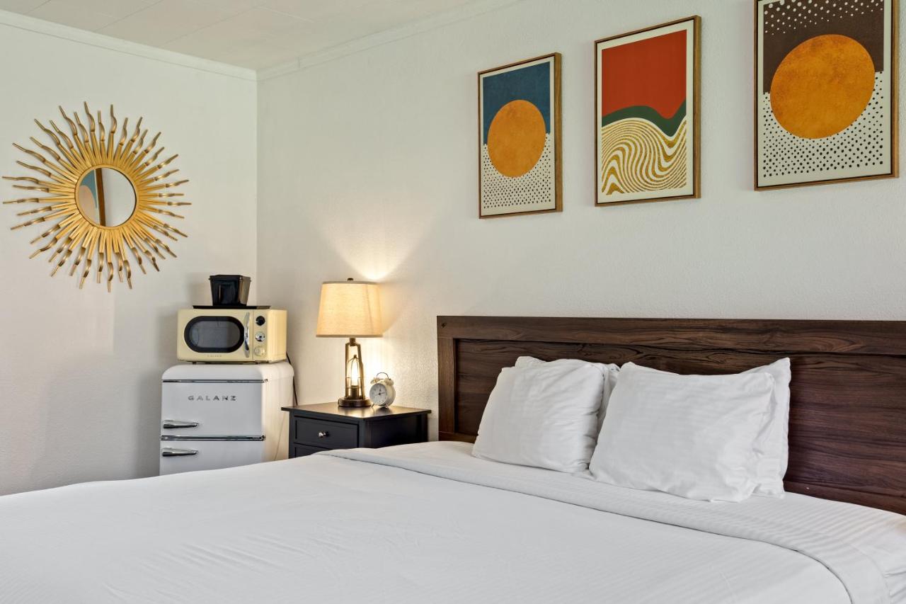| Reeds Lodge