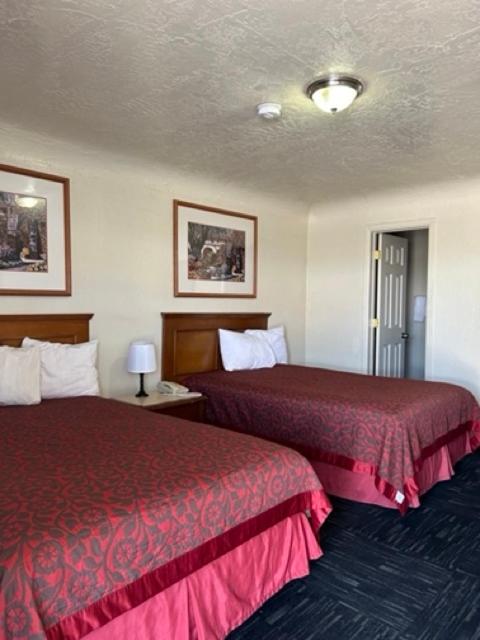 | Knights Inn Gallup Near University of New Mexico