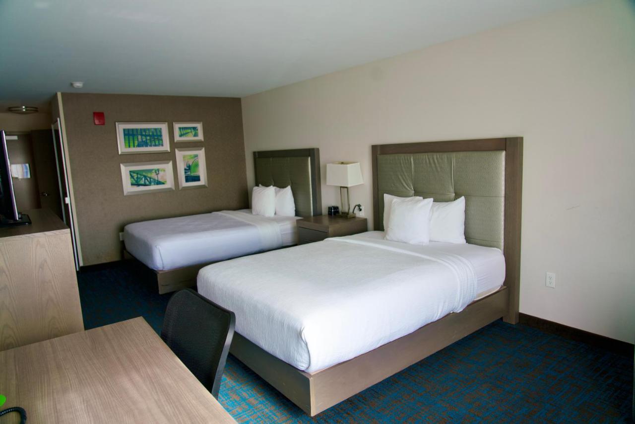 Queen Room with Two Queen Beds at La Quinta Inn & Suites by Wyndham St. Paul-Woodbury