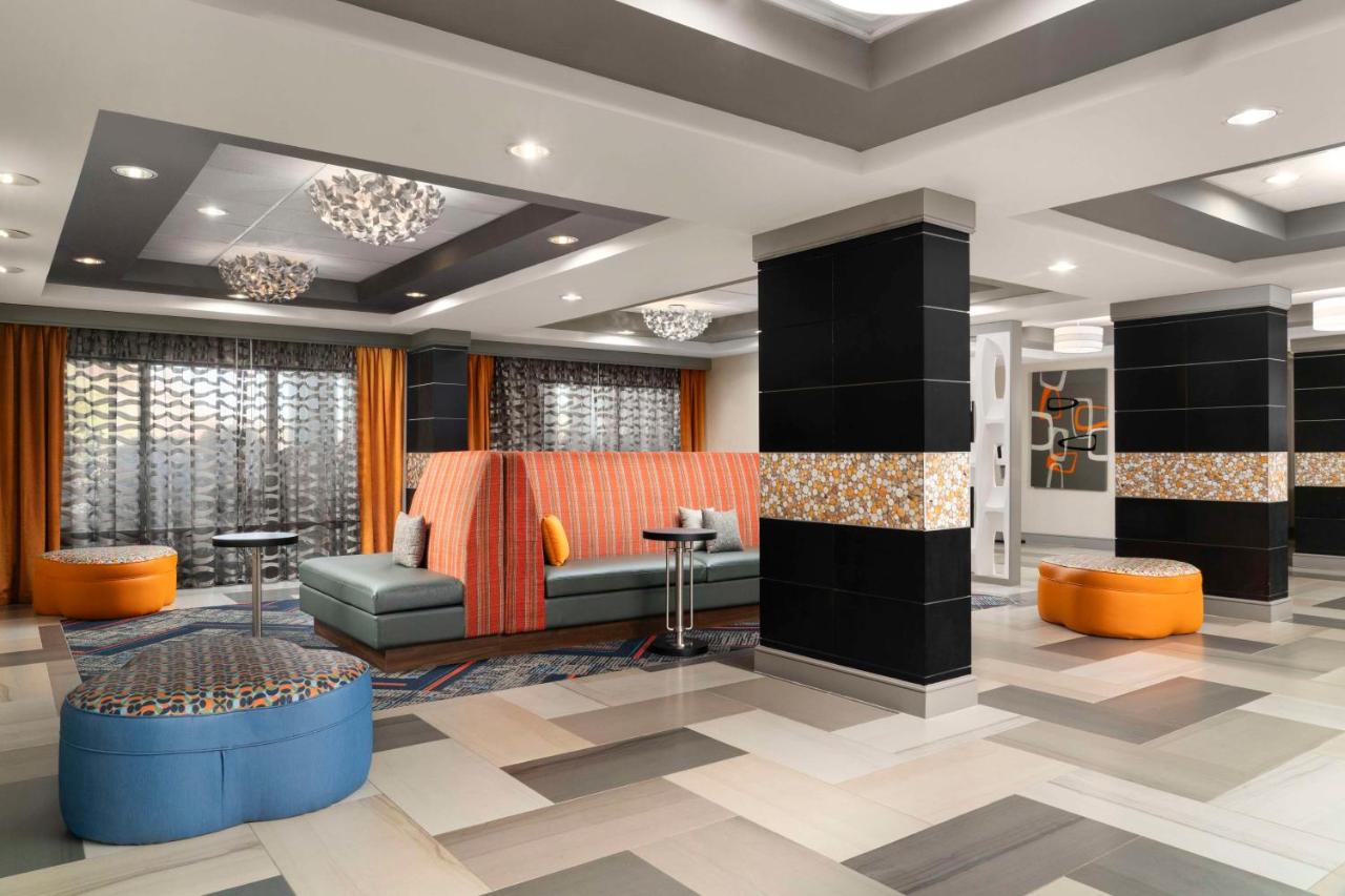 | Hampton Inn Stafford / Quantico-Aquia