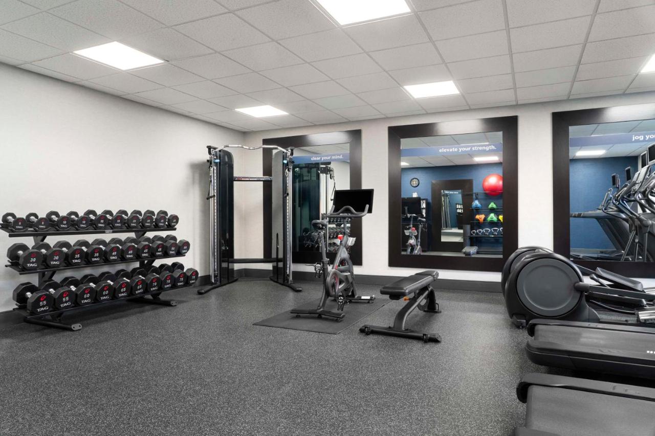 | Hampton Inn Stafford / Quantico-Aquia