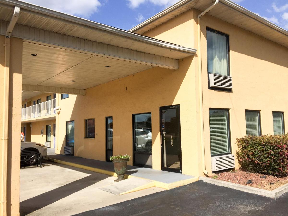  | Motel 6-Macclenny, FL
