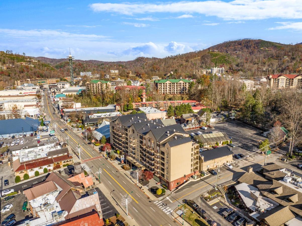  | Black Bear Inn & Suites
