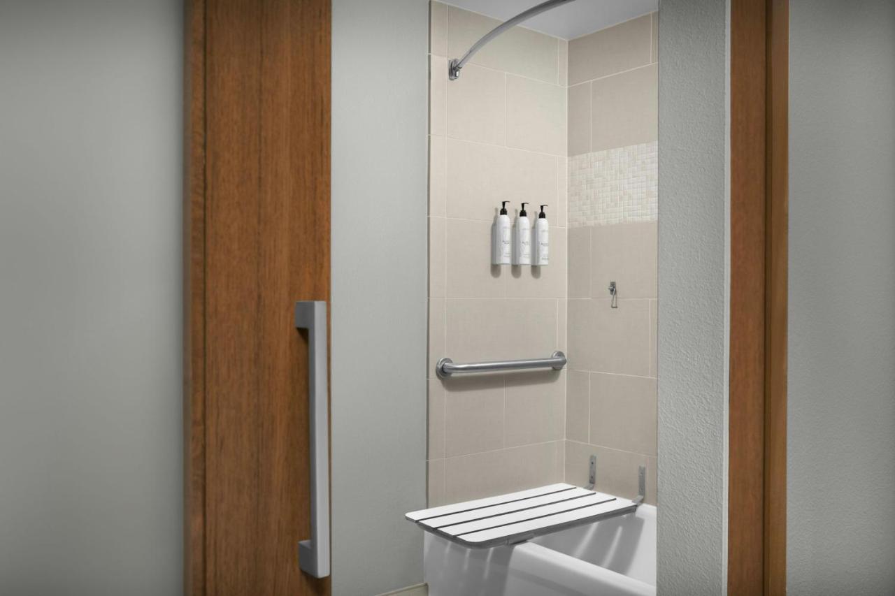 | SpringHill Suites Savannah Downtown / Historic District