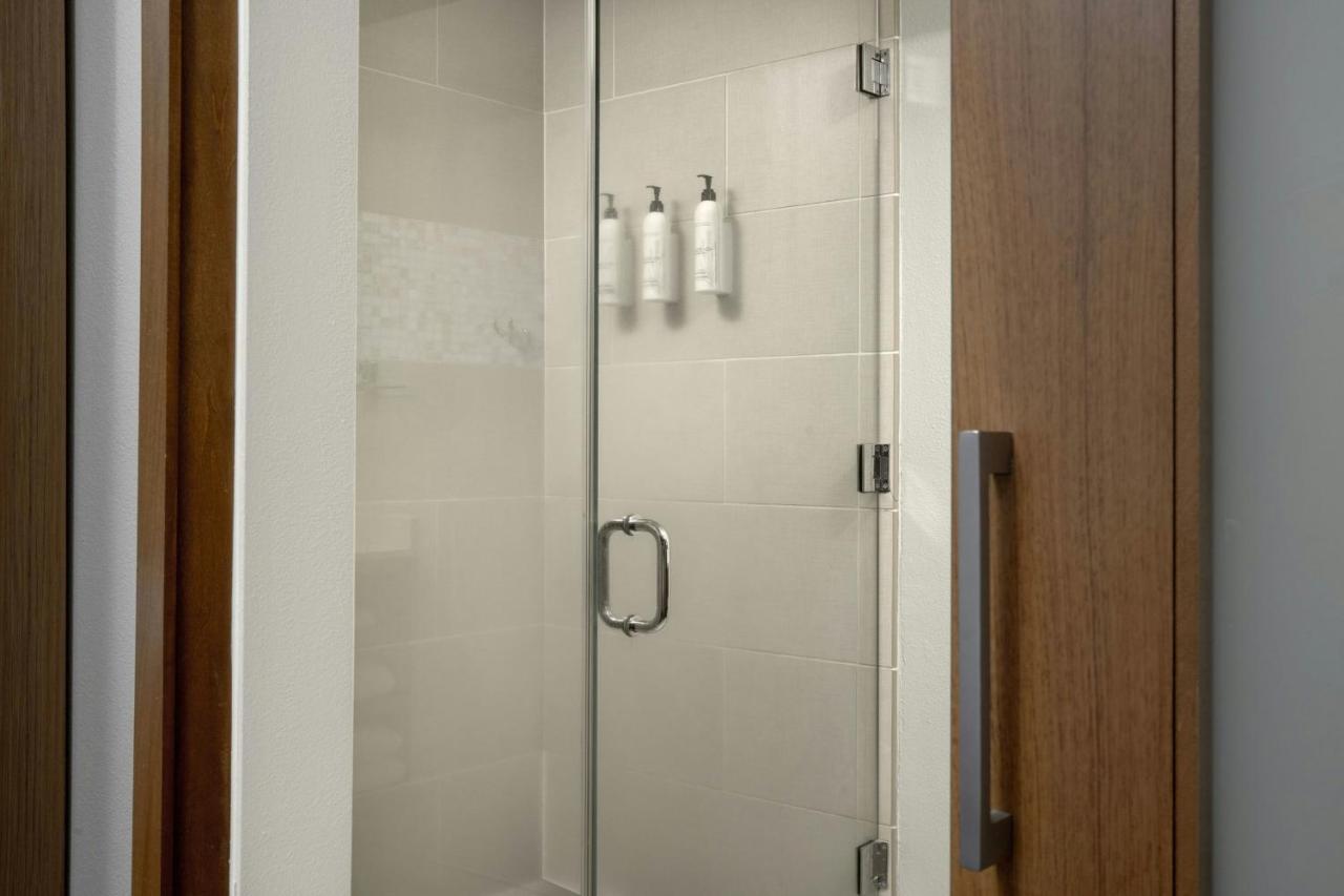 | SpringHill Suites Savannah Downtown / Historic District