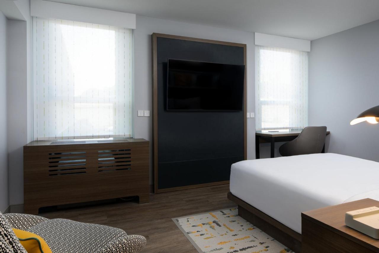 Queen Room with Accessible Roll In Shower - Non-Smoking at Hotel Indigo Chattanooga - Downtown by IHG