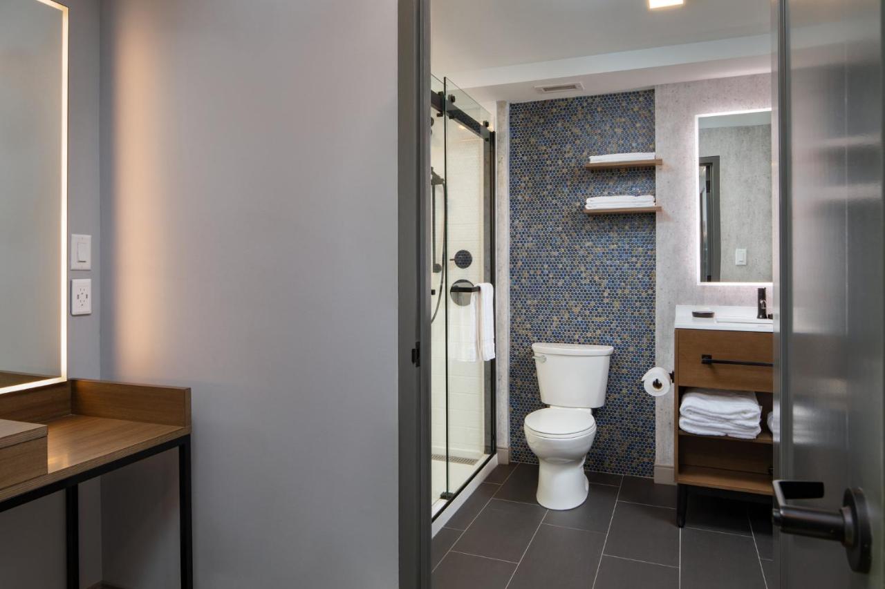 Suite - Hearing Accessible - Non-Smoking at Hotel Indigo Chattanooga - Downtown by IHG