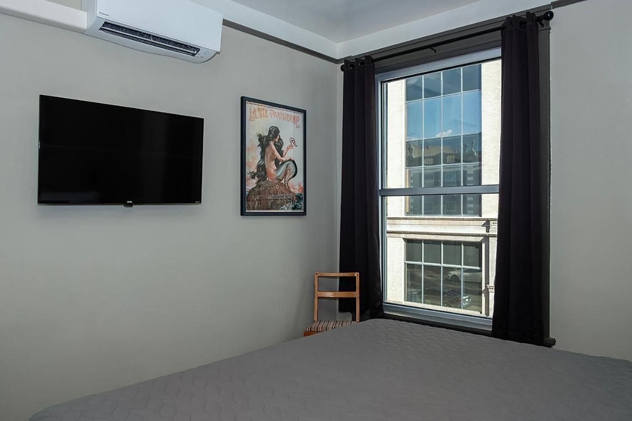 | Gardner Hotel