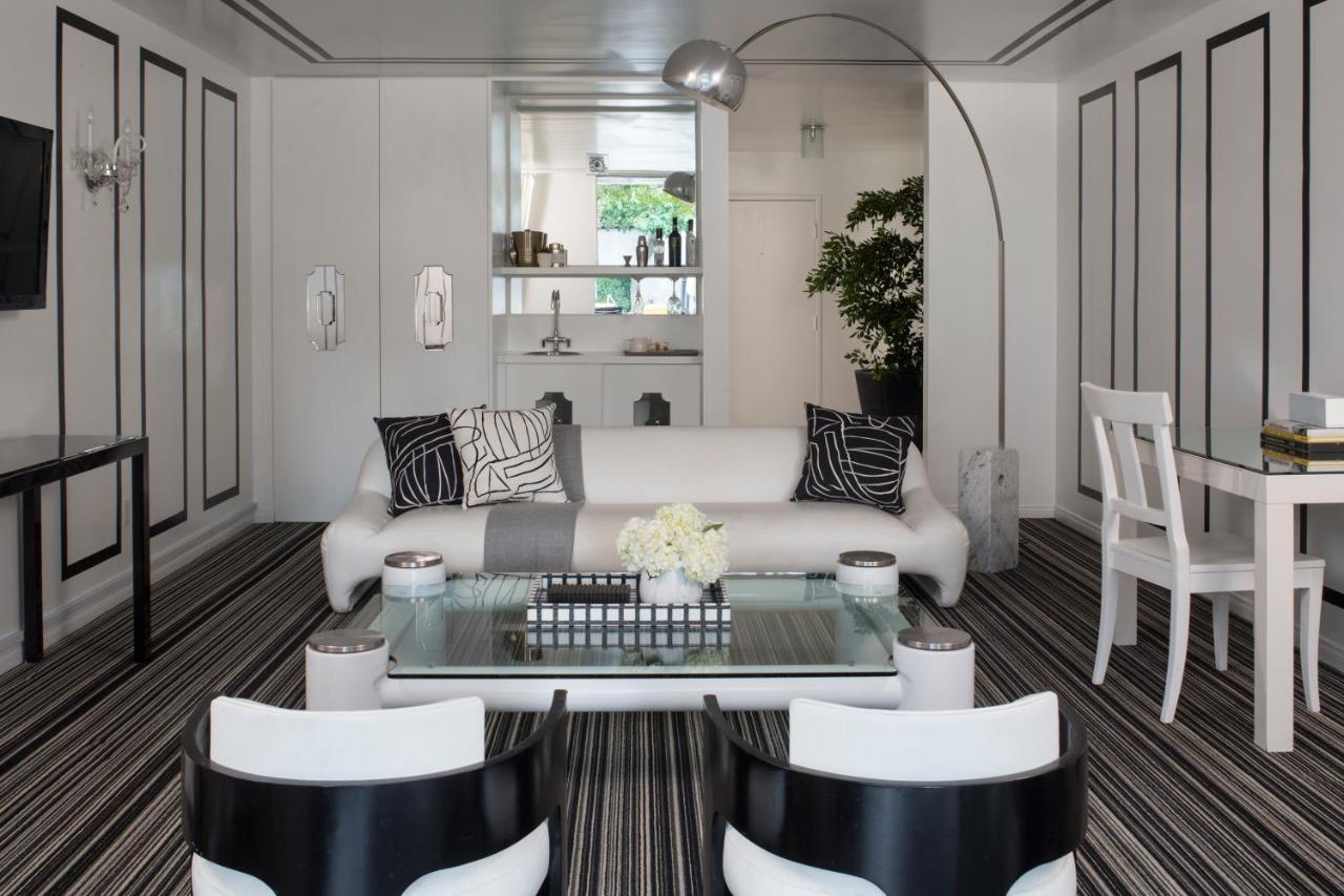 One-Bedroom Suite at Avalon Hotel & Bungalows Palm Springs, a Member of Design Hotels