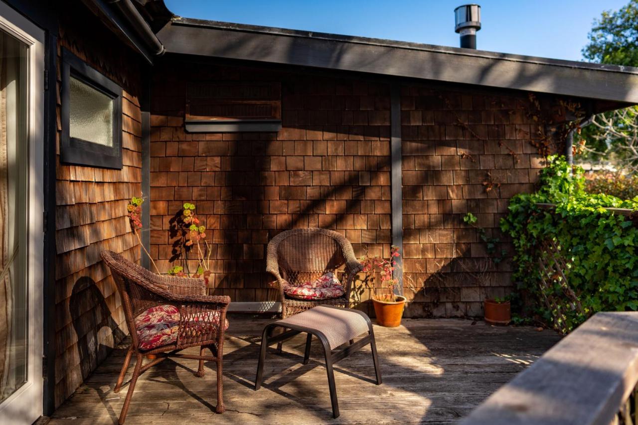  | Headlands Inn Bed and Breakfast