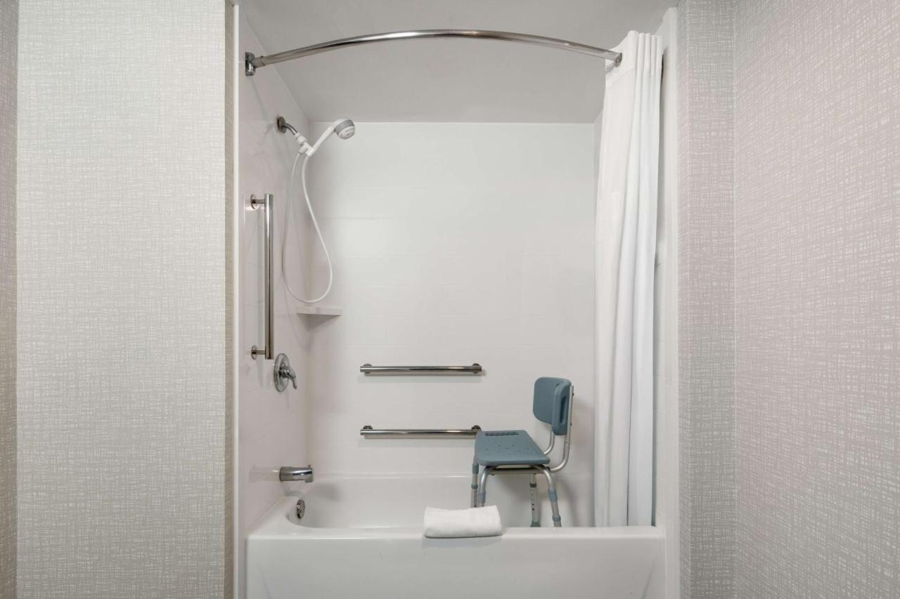 | Hampton Inn Sturbridge