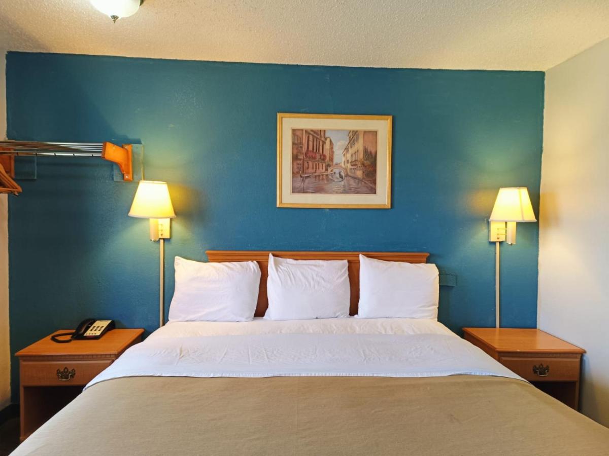 | Executive Inn Kilgore