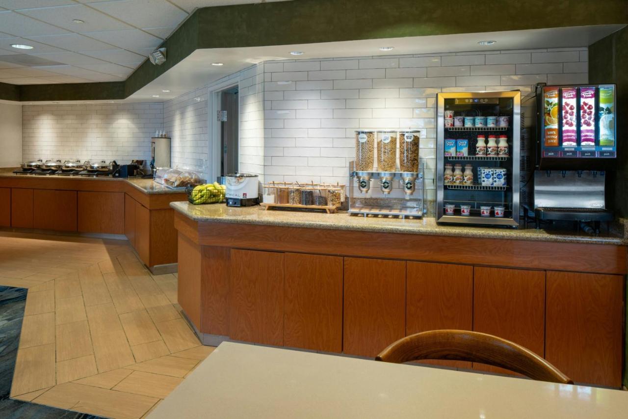 | Fairfield Inn by Marriott Jackson Airport-Pearl