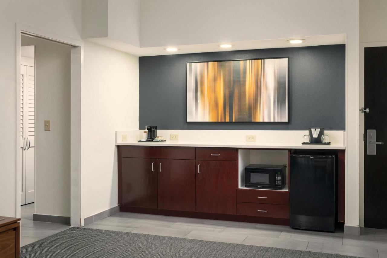  | Courtyard by Marriott Gainesville