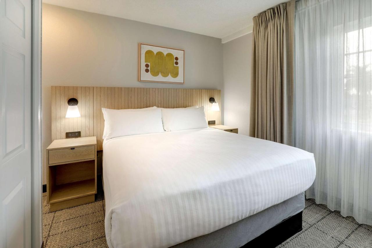  | Sonesta Simply Suites Baltimore BWI Airport