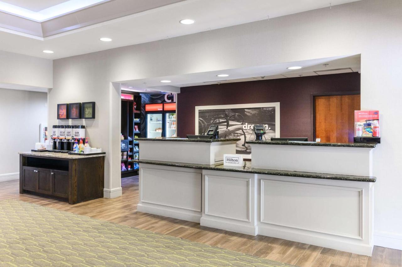  | Hampton Inn & Suites Hartford-Manchester