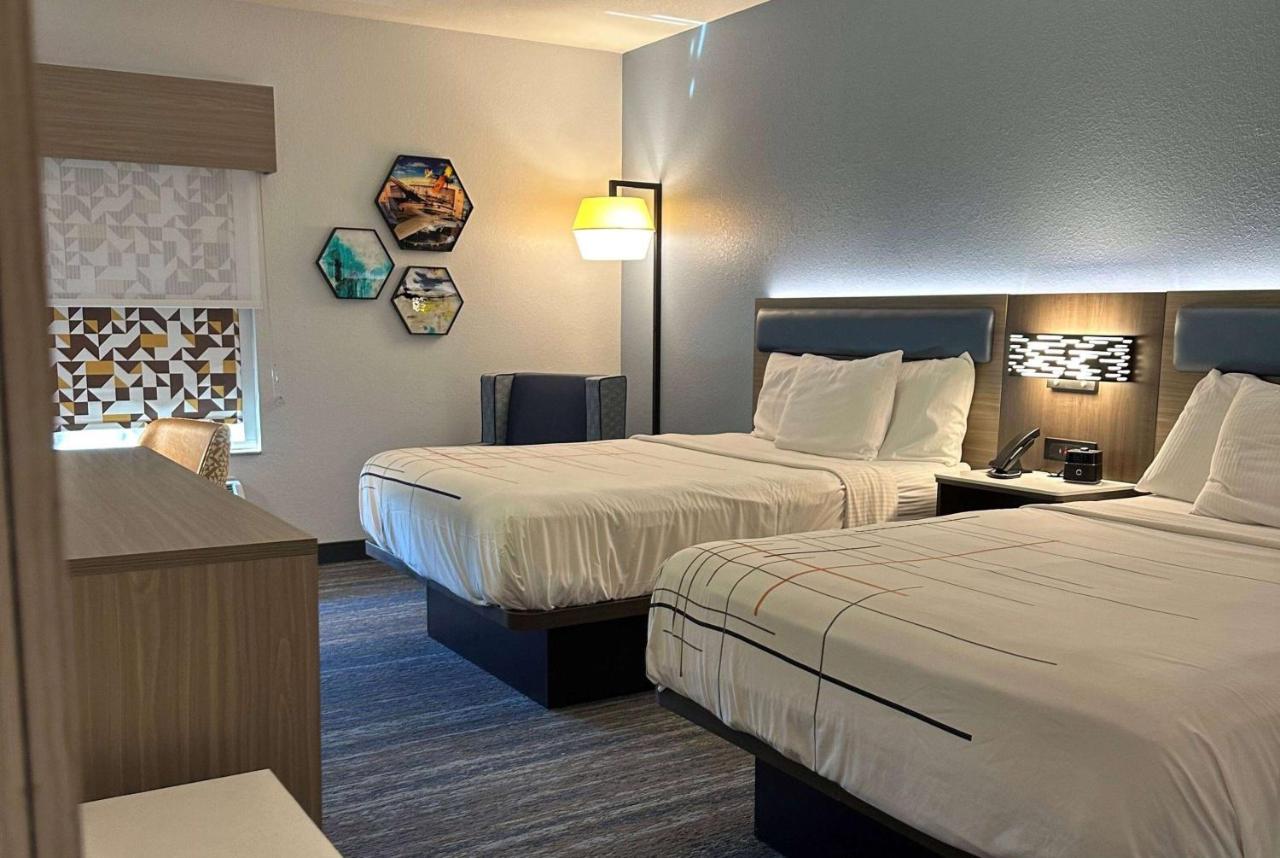 Queen Room with Two Queen Beds - Mobility Access/Non-Smoking at La Quinta Inn & Suites by Wyndham Macon West