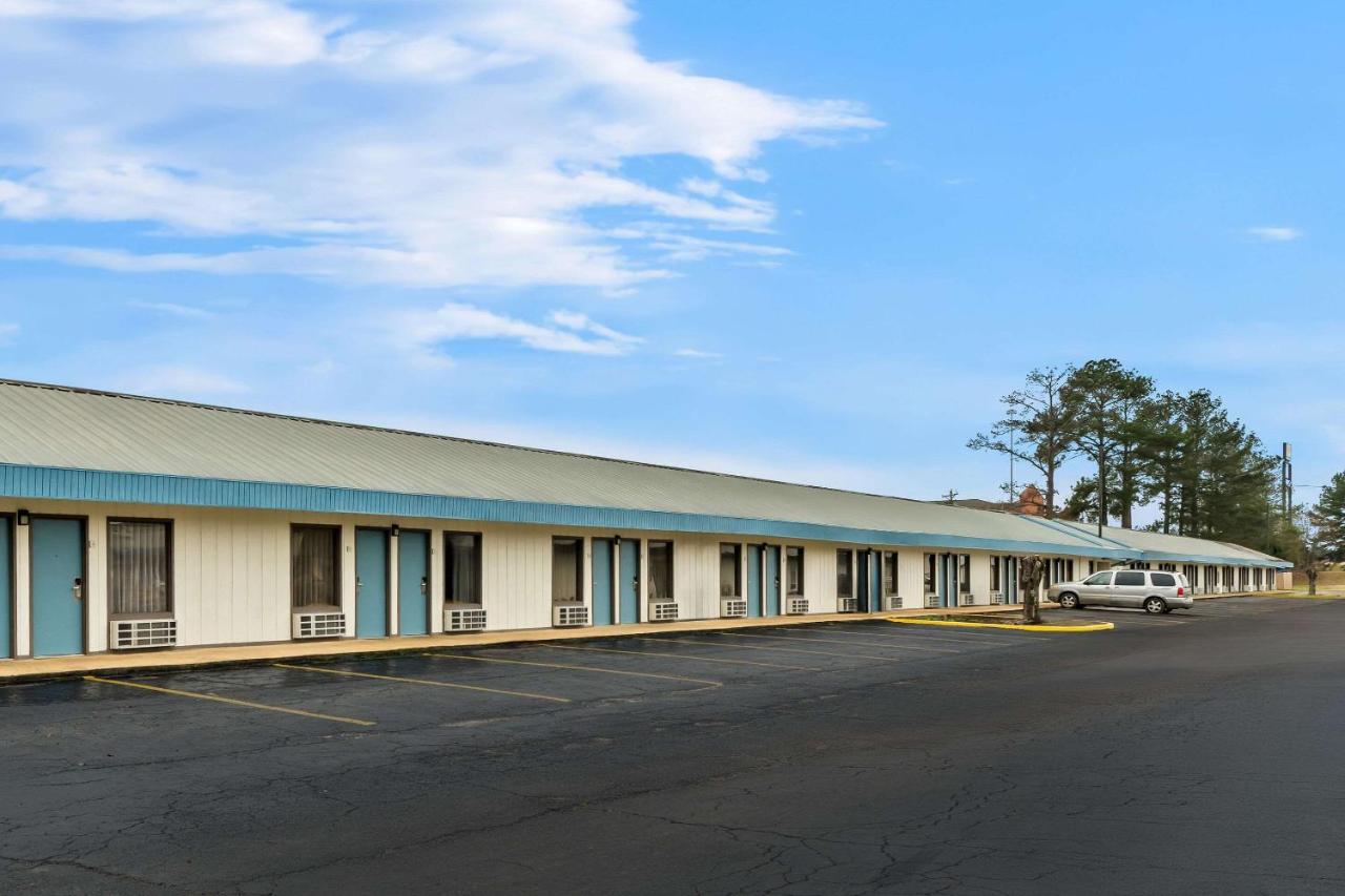  | OYO Hotel Brookhaven MS - I-55