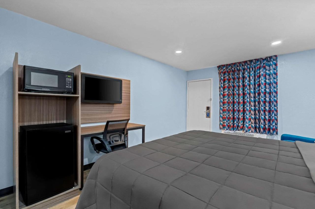  | OYO Hotel Brookhaven MS - I-55