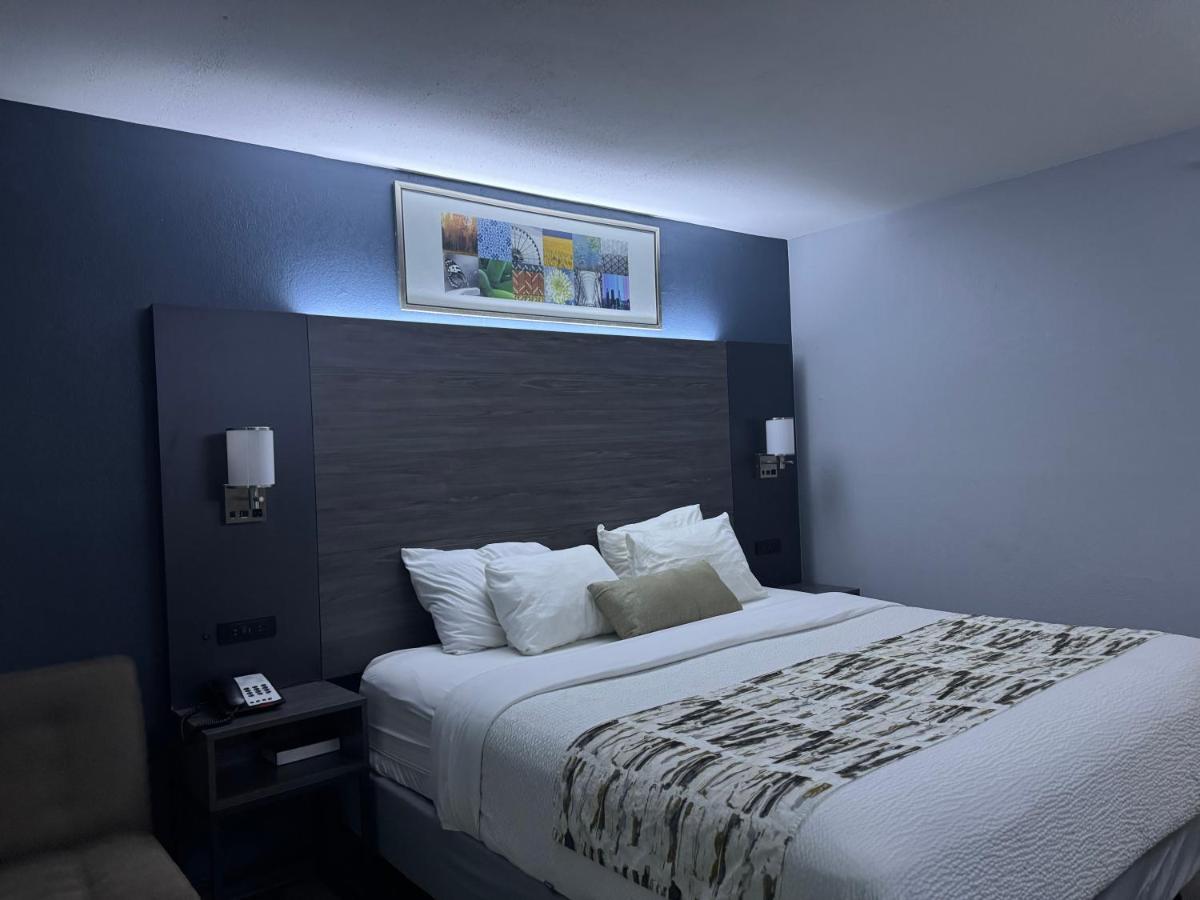 King Room - Non-Smoking at Baymont By Wyndham Dayton North