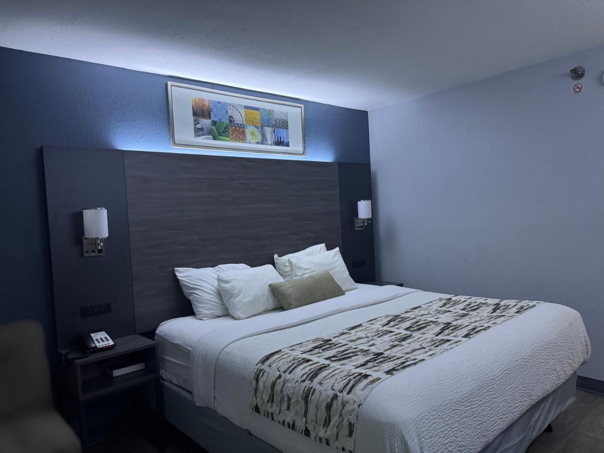 King Room - Non-Smoking at Baymont By Wyndham Dayton North