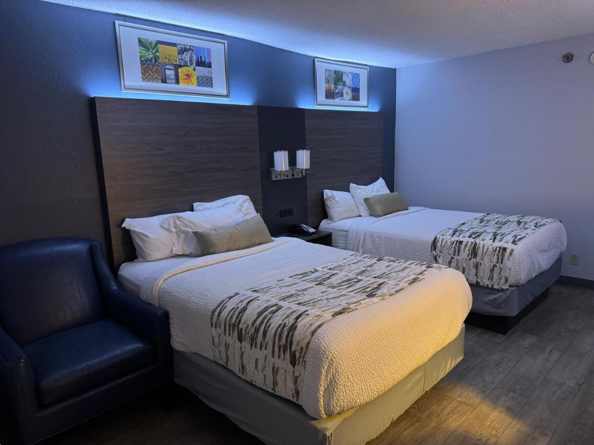 Double Room with Two Double Beds - Non-Smoking at Baymont By Wyndham Dayton North