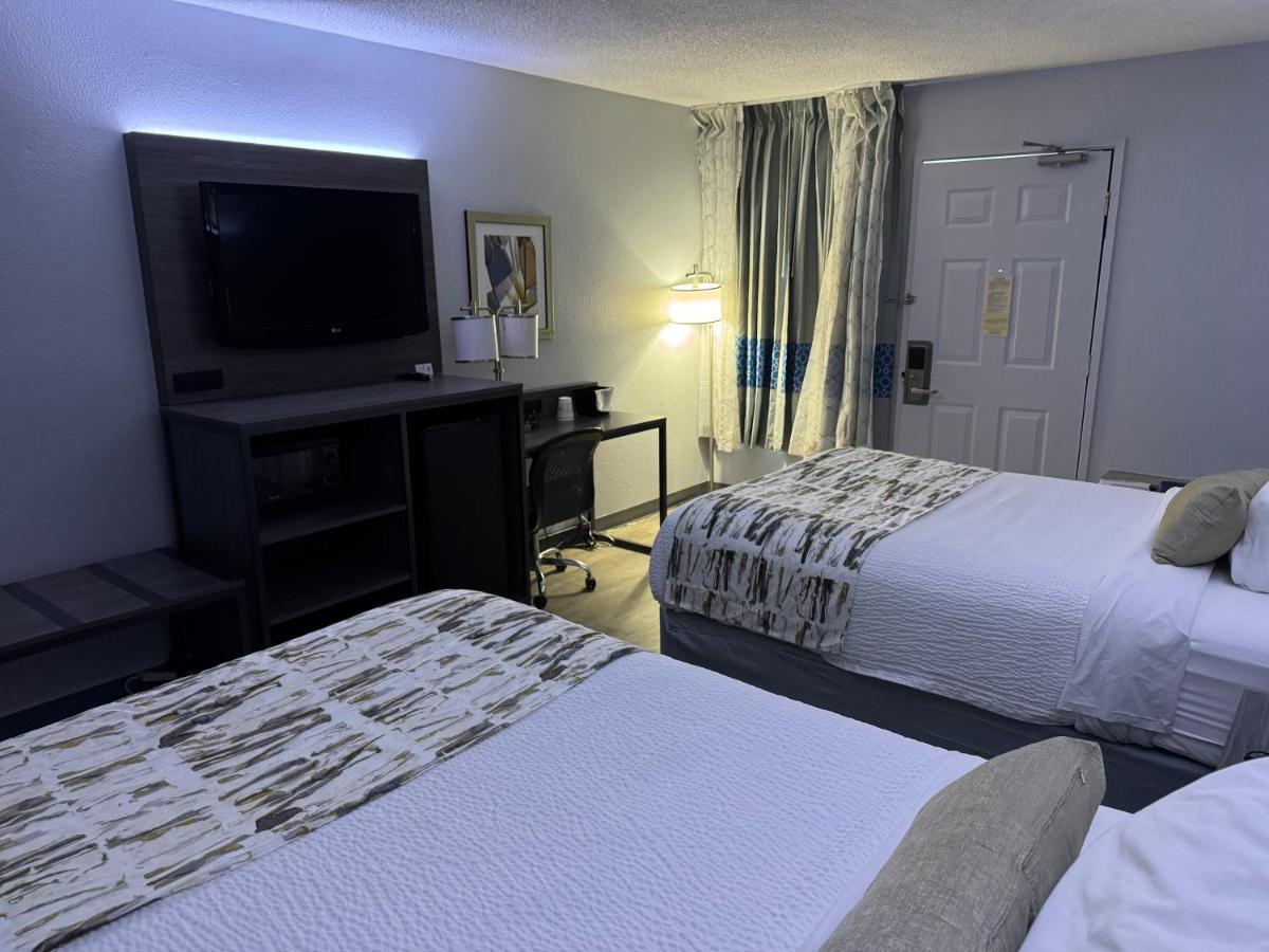 Double Room with Two Double Beds - Non-Smoking at Baymont By Wyndham Dayton North