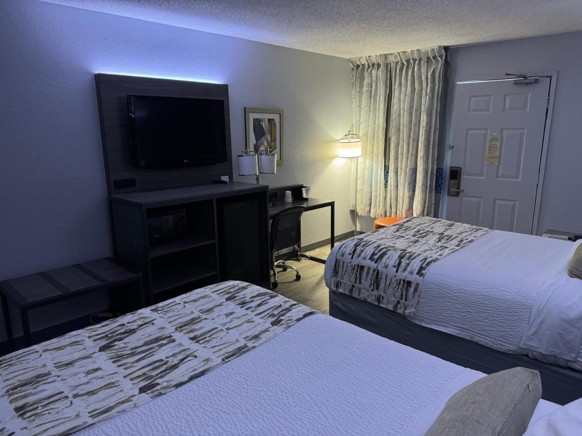Double Room with Two Double Beds - Non-Smoking at Baymont By Wyndham Dayton North