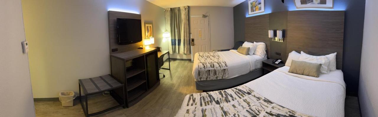 Double Room with Two Double Beds - Non-Smoking at Baymont By Wyndham Dayton North
