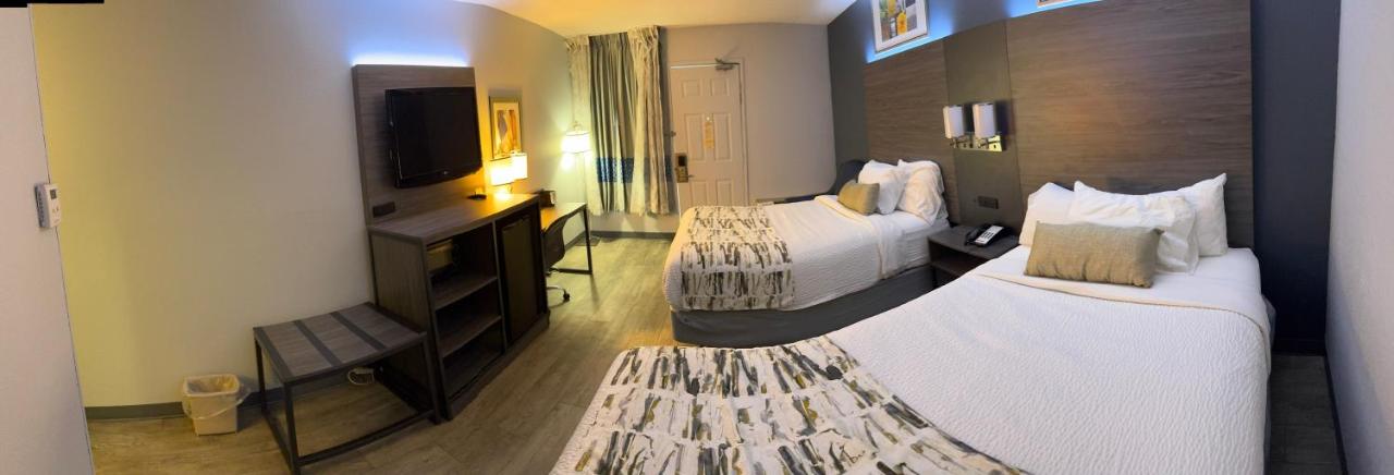 Double Room with Two Double Beds - Non-Smoking at Baymont By Wyndham Dayton North