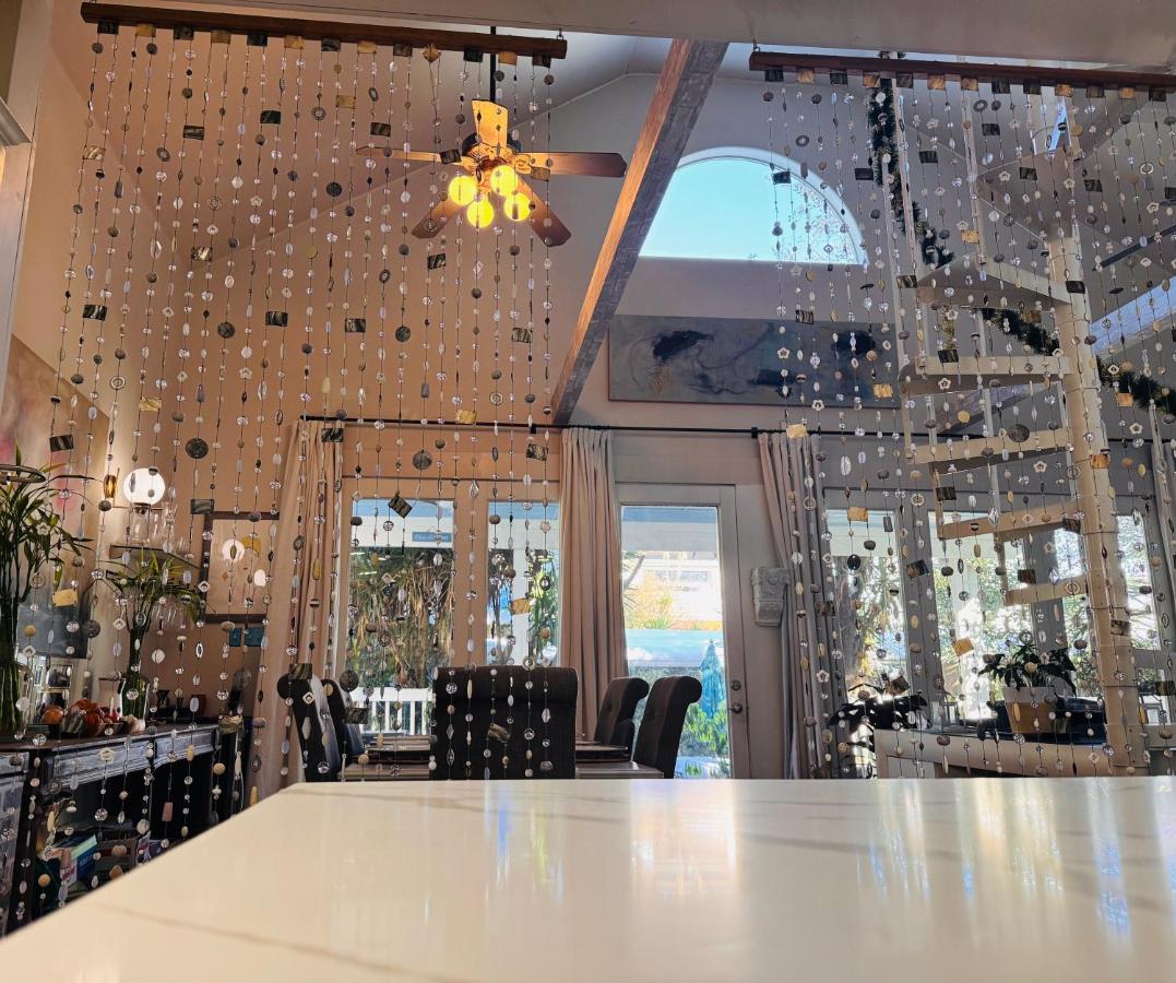 | Creole Cottage Uptown