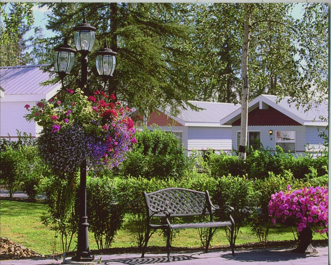  | Rivers Edge Resort