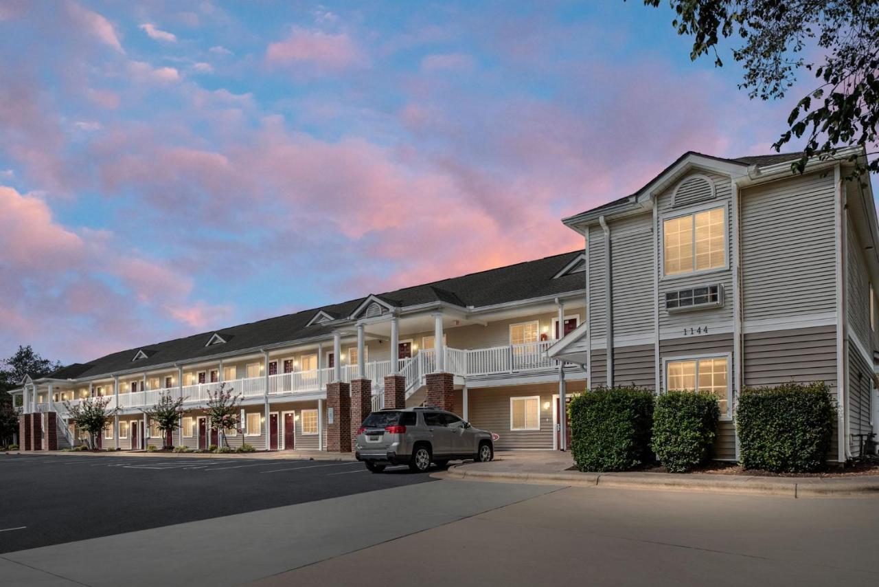 | Affordable Suites