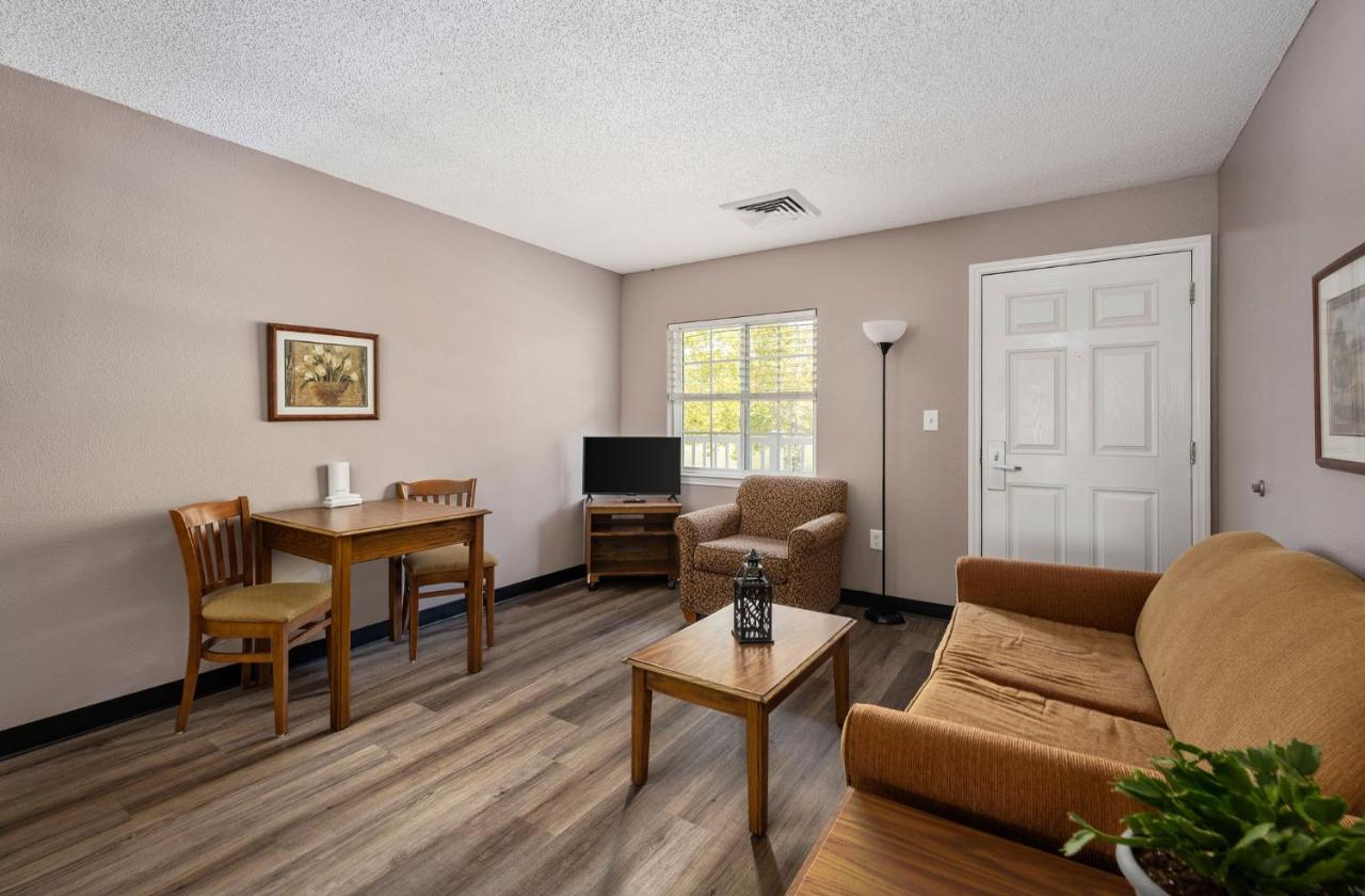 | Affordable Suites