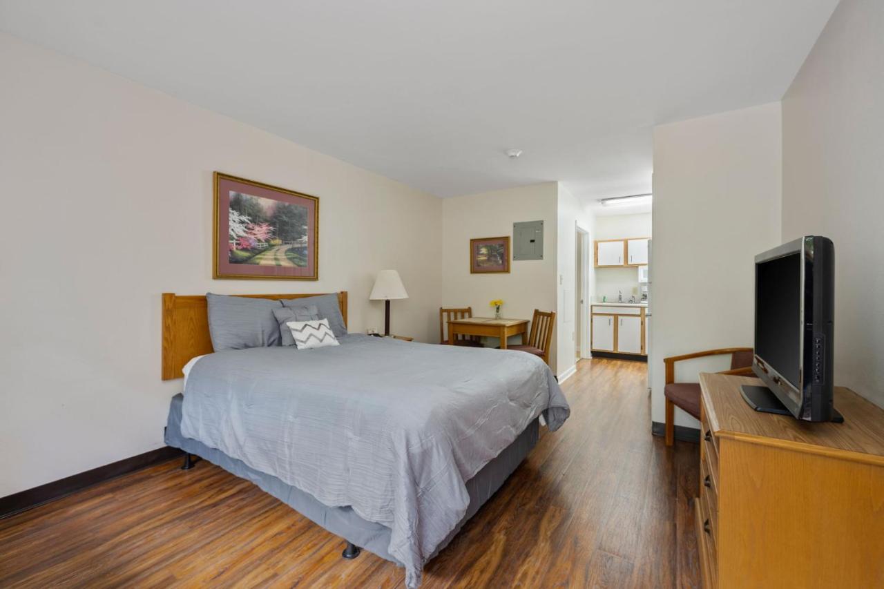 | Affordable Suites