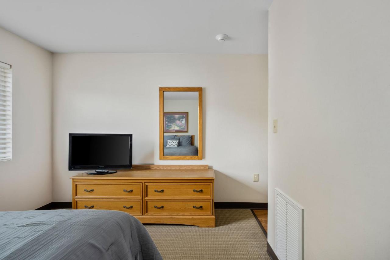 | Affordable Suites Conover / Hickory