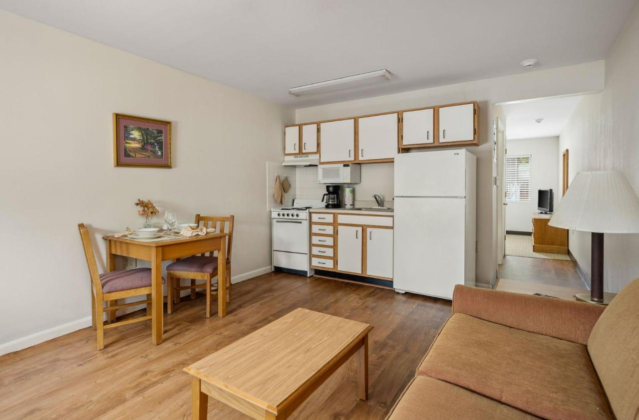 | Affordable Suites Conover / Hickory