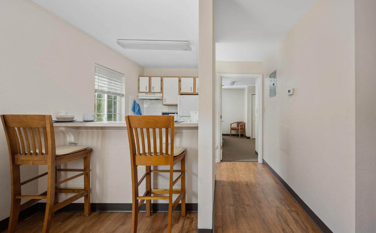 | Affordable Suites Conover / Hickory