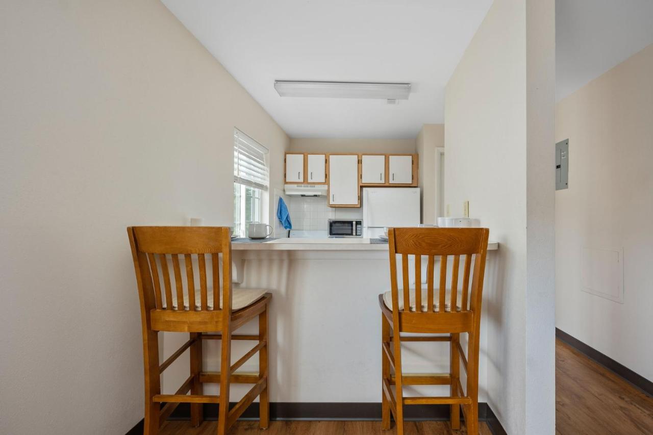 | Affordable Suites Conover / Hickory