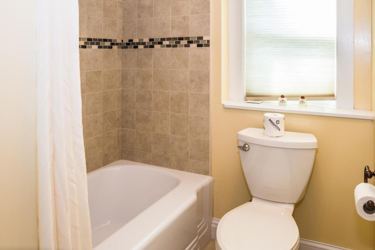 | Cranmore Inn