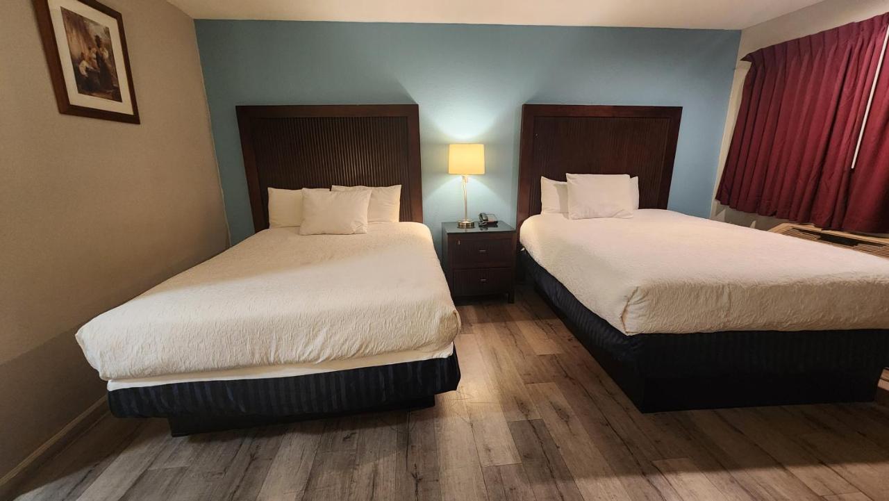 | Mission Inn and Suites