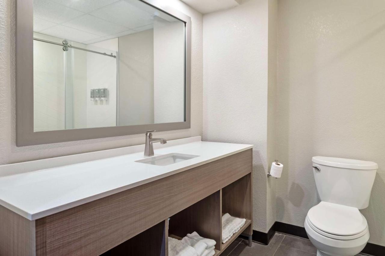 Queen Room with Two Queen Beds - Non-Smoking at Best Western Of Wise