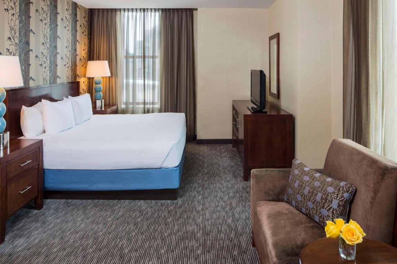 | Hyatt Regency Buffalo