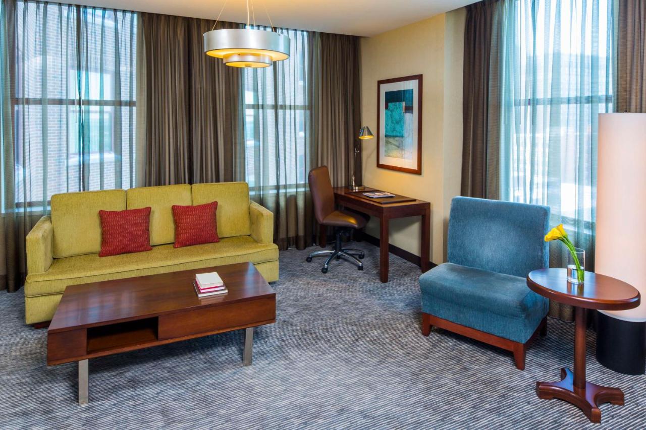 | Hyatt Regency Buffalo