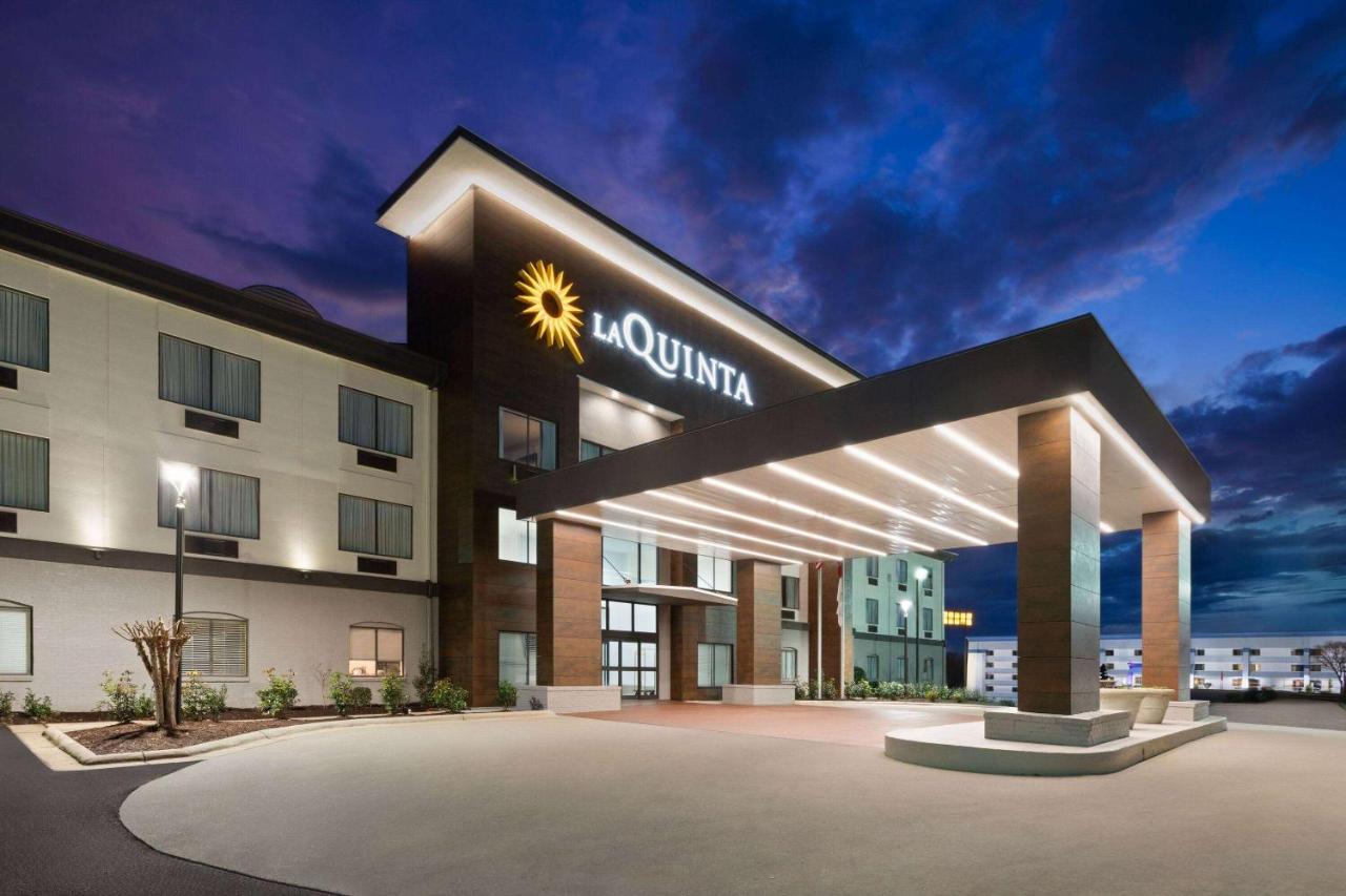 | Holiday Inn Express Hotel & Suites Meridian, an IHG Hotel