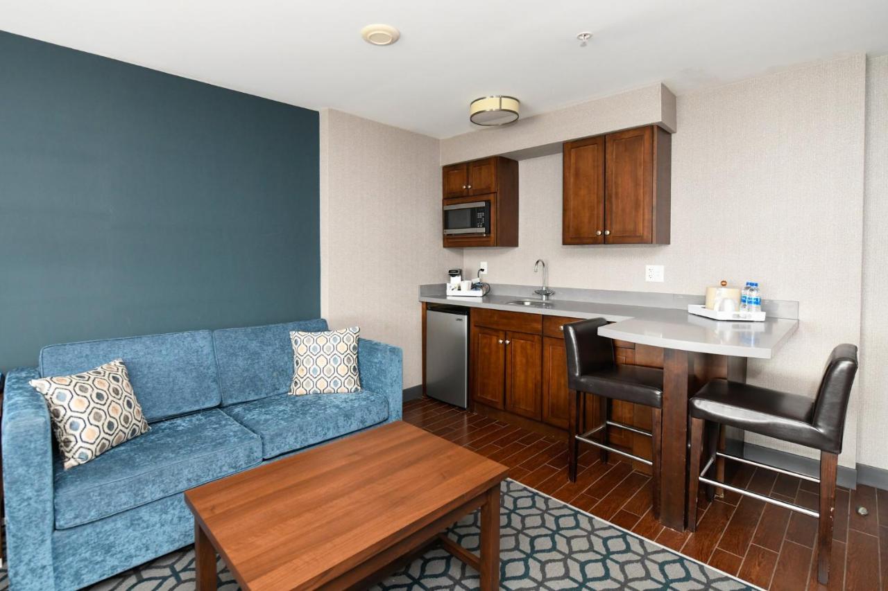 | Niagara Riverside Resort, BW Premier Collection