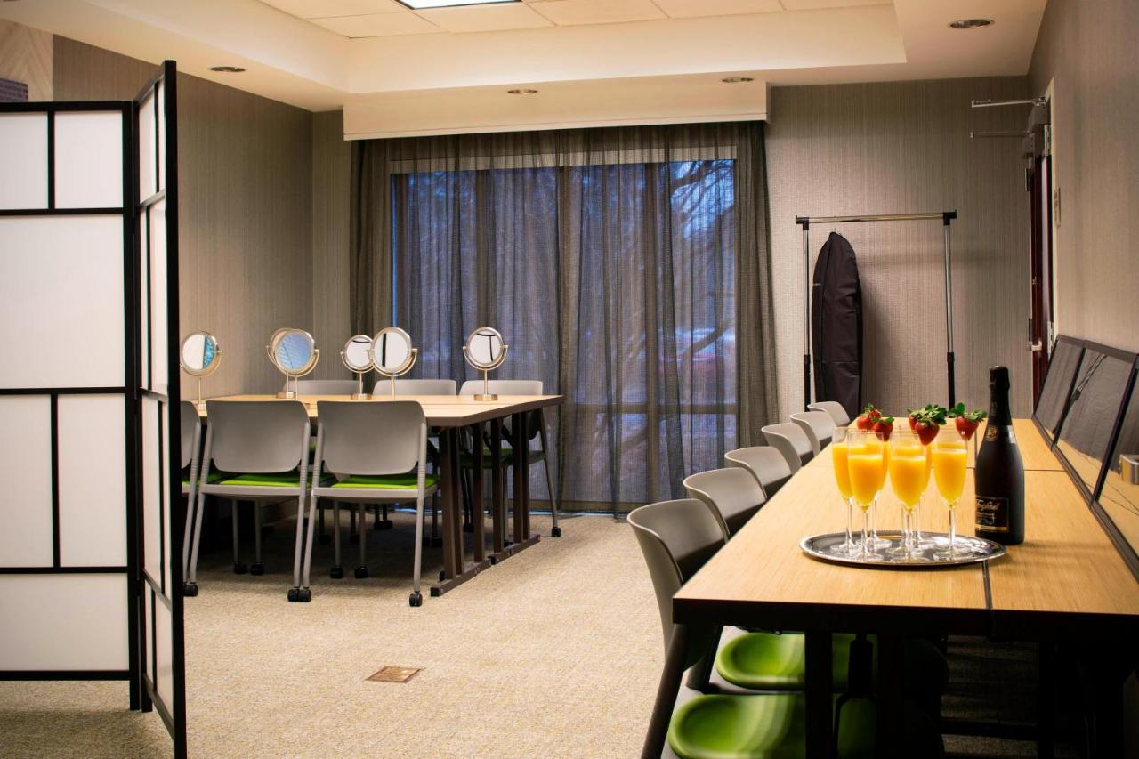  | Springhill Suites By Marriott Chicago Lincolnshire