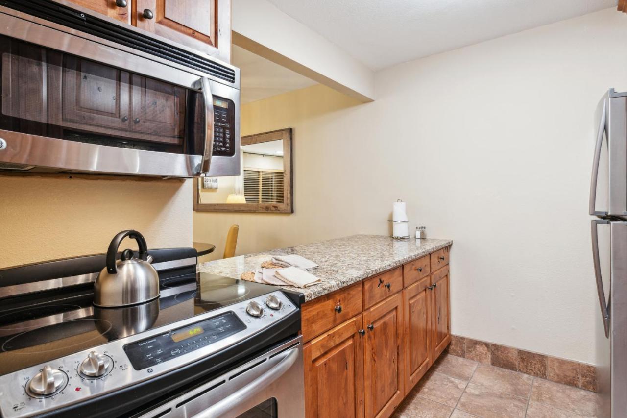 One-Bedroom Villa at Eagle Point Resort